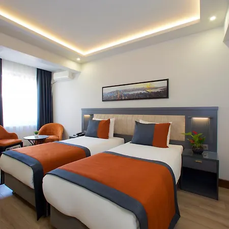 Eyfel Hotell