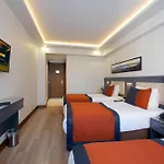 Hotel Eyfel 3*