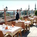 Eyfel Hotel