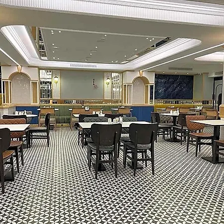 Eyfel Hotel 3*